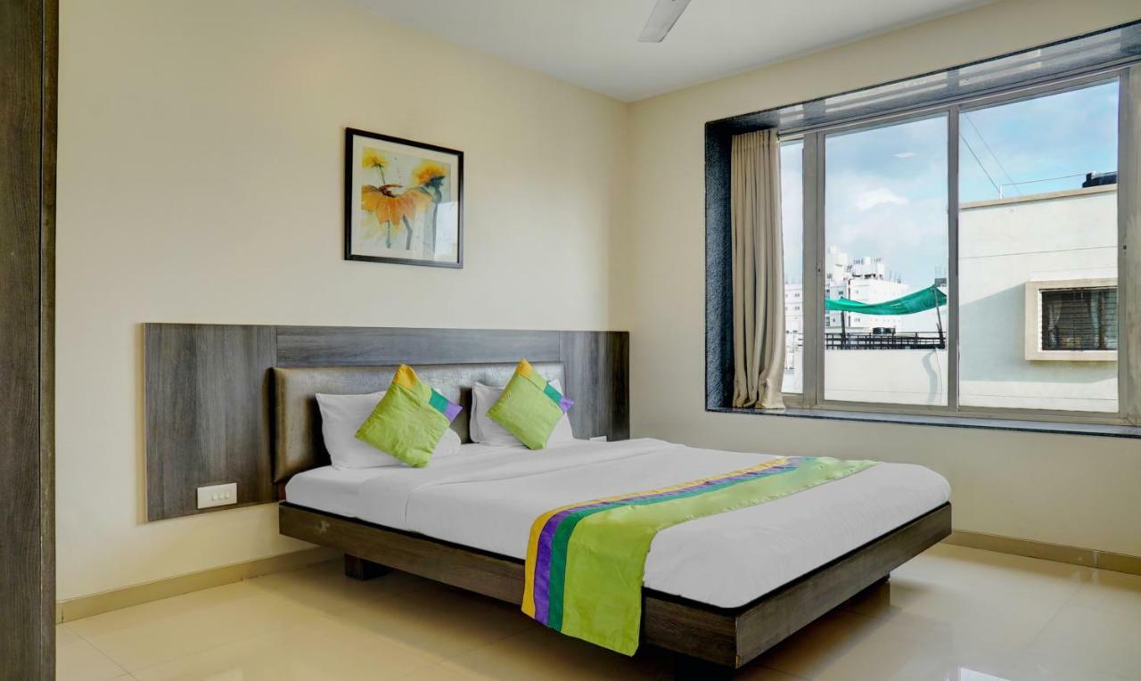 Treebo Bhagyashree Executive Hotel Mundhva Eksteriør billede